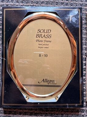 Vintage Solid Brass 8x10 Oval Photo Frame - Polished Gold